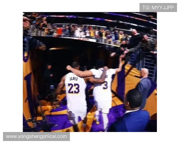 活塞对浓眉表现出浓厚兴趣帕金斯透露最新消息源