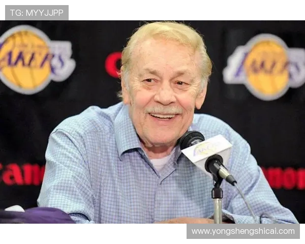 杰西巴斯直言在湖人队遭遇敌意感受后妈身份的压力与挑战